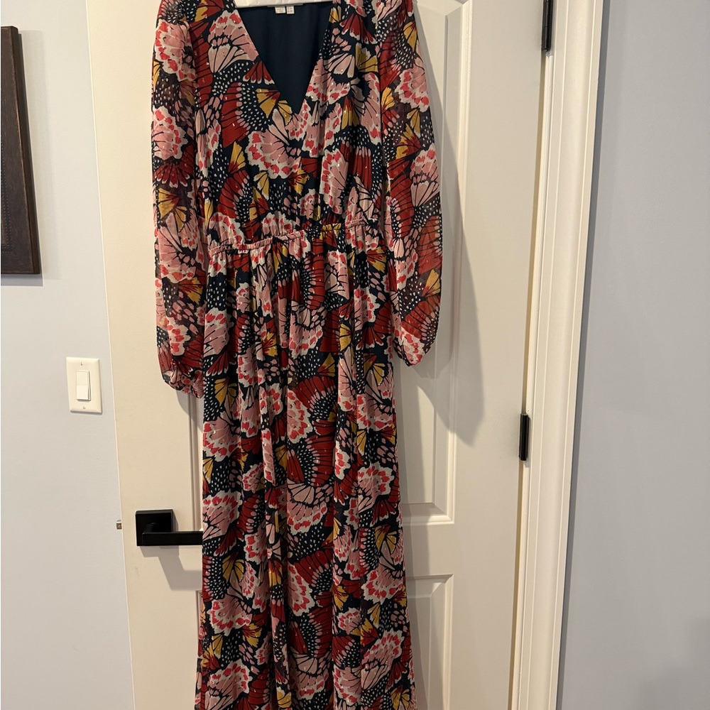 Floral V-Neck Maxi Dress
